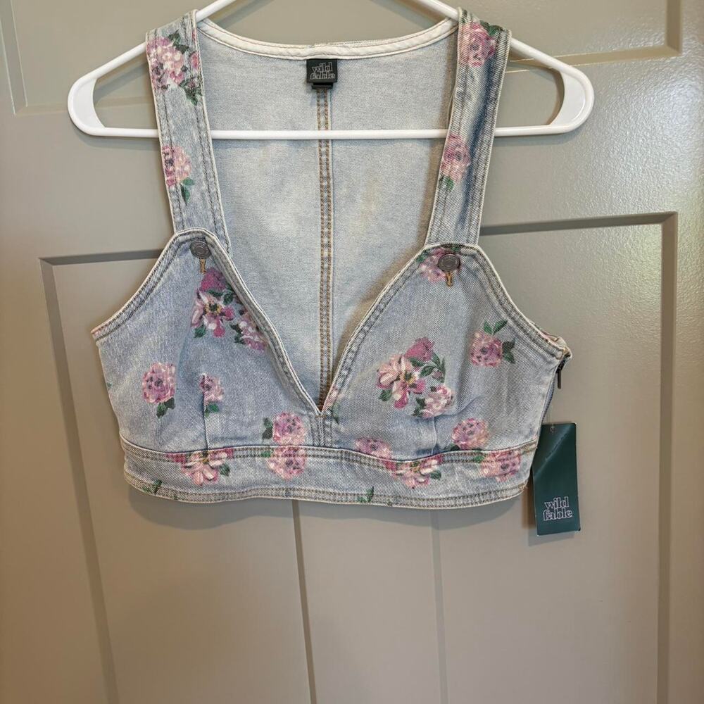 Wild Fable Light Blue Denim Floral Crop Top-NWT Size small
